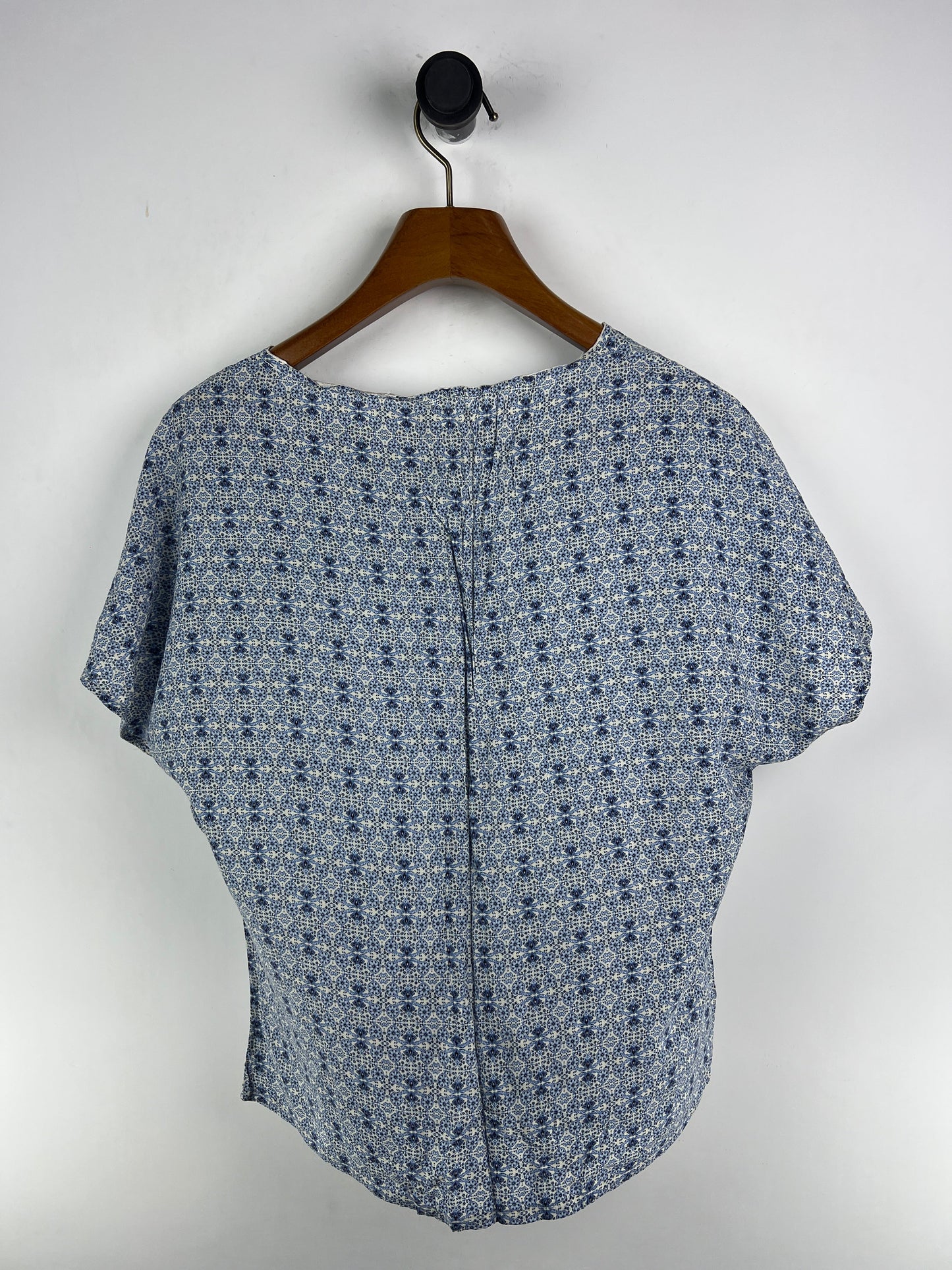Blouse (Women) (Medium)