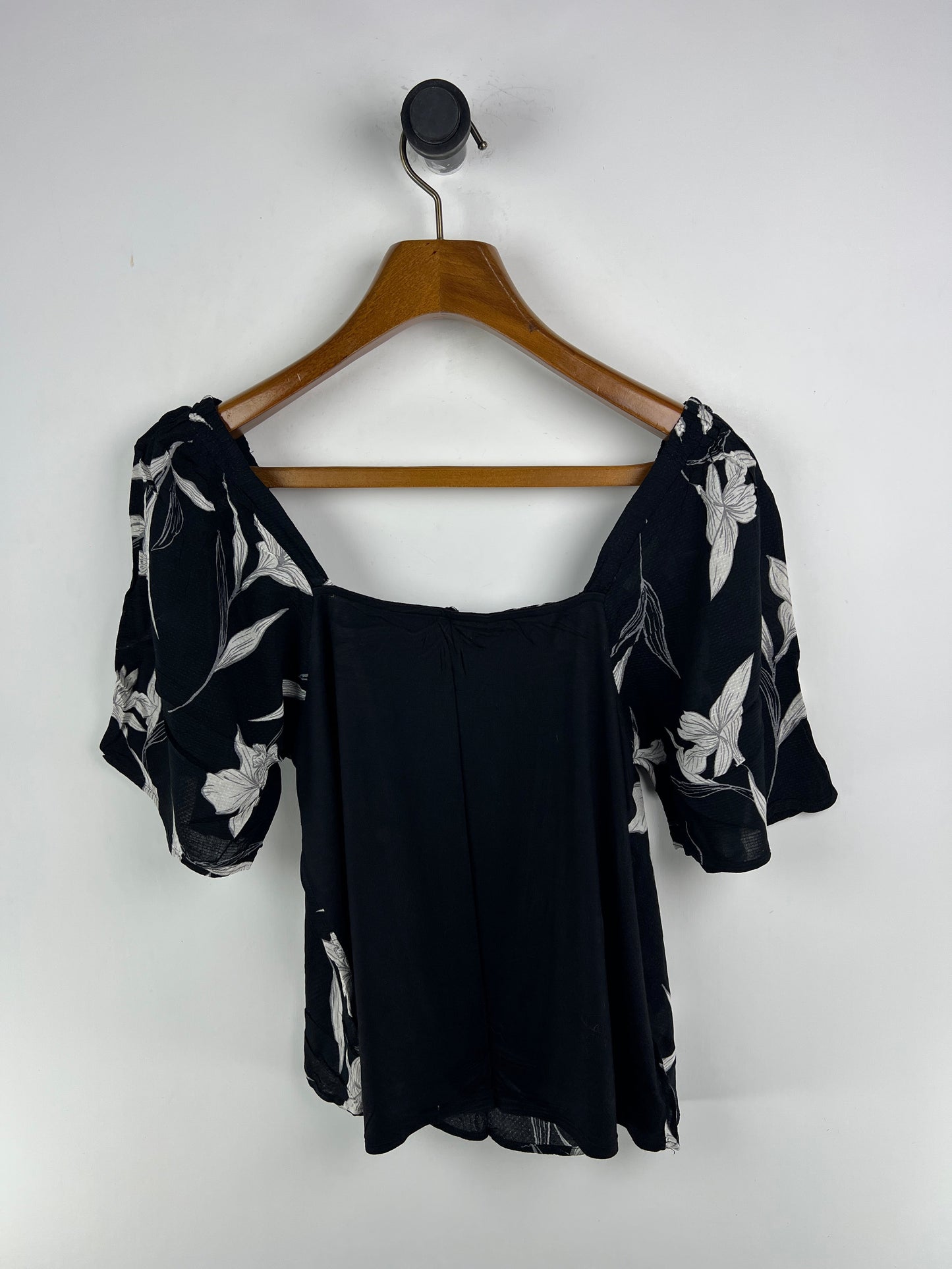 A New Day Blouse (Women) (Small-Medium)