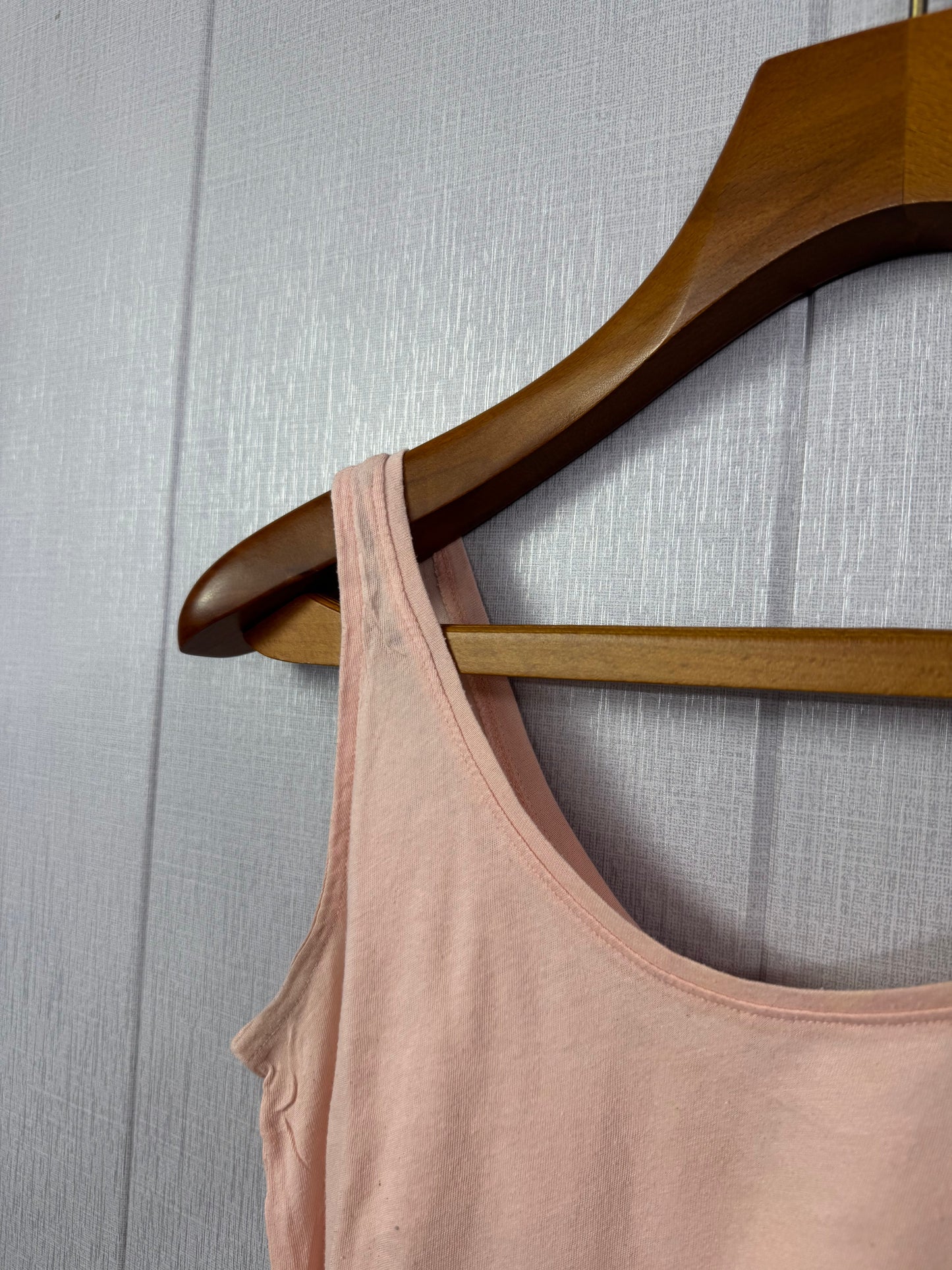 Old Navy Tank Top (Women) (Medium-Large)
