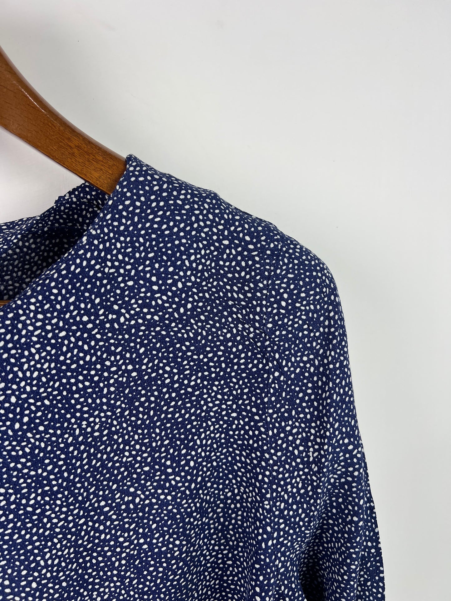 H&M Blouse (Women) (Large/X-Large)