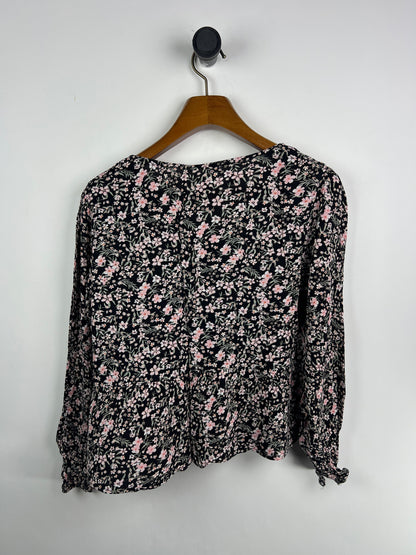 Blouse (Women) (Medium)