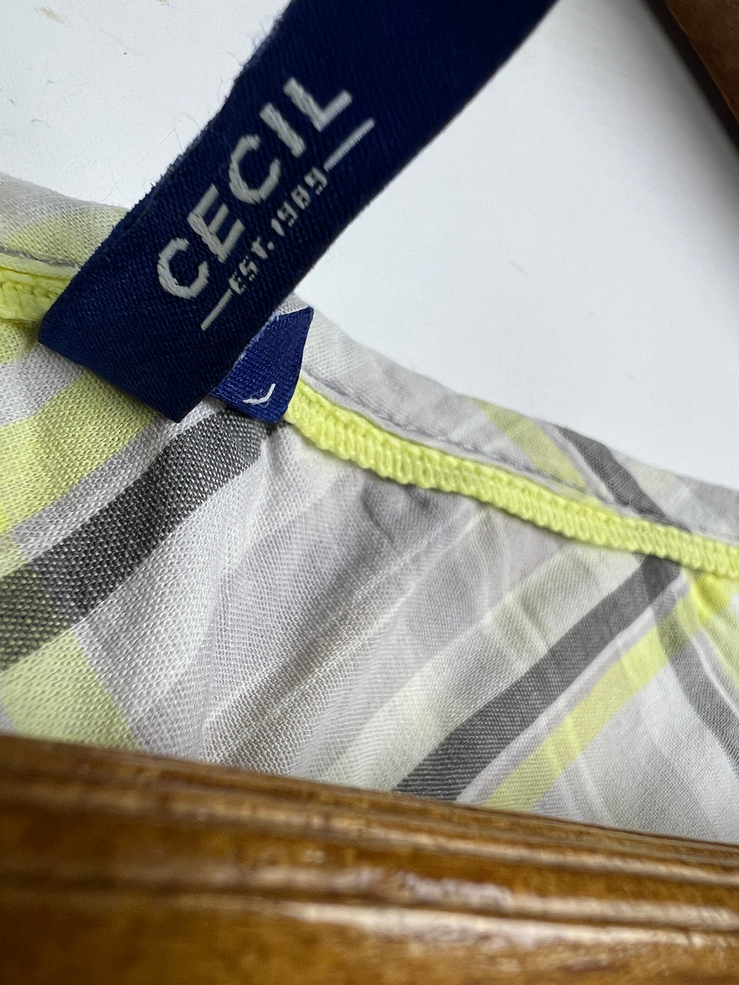 Cecil Blouse (Women) (Medium-Large)