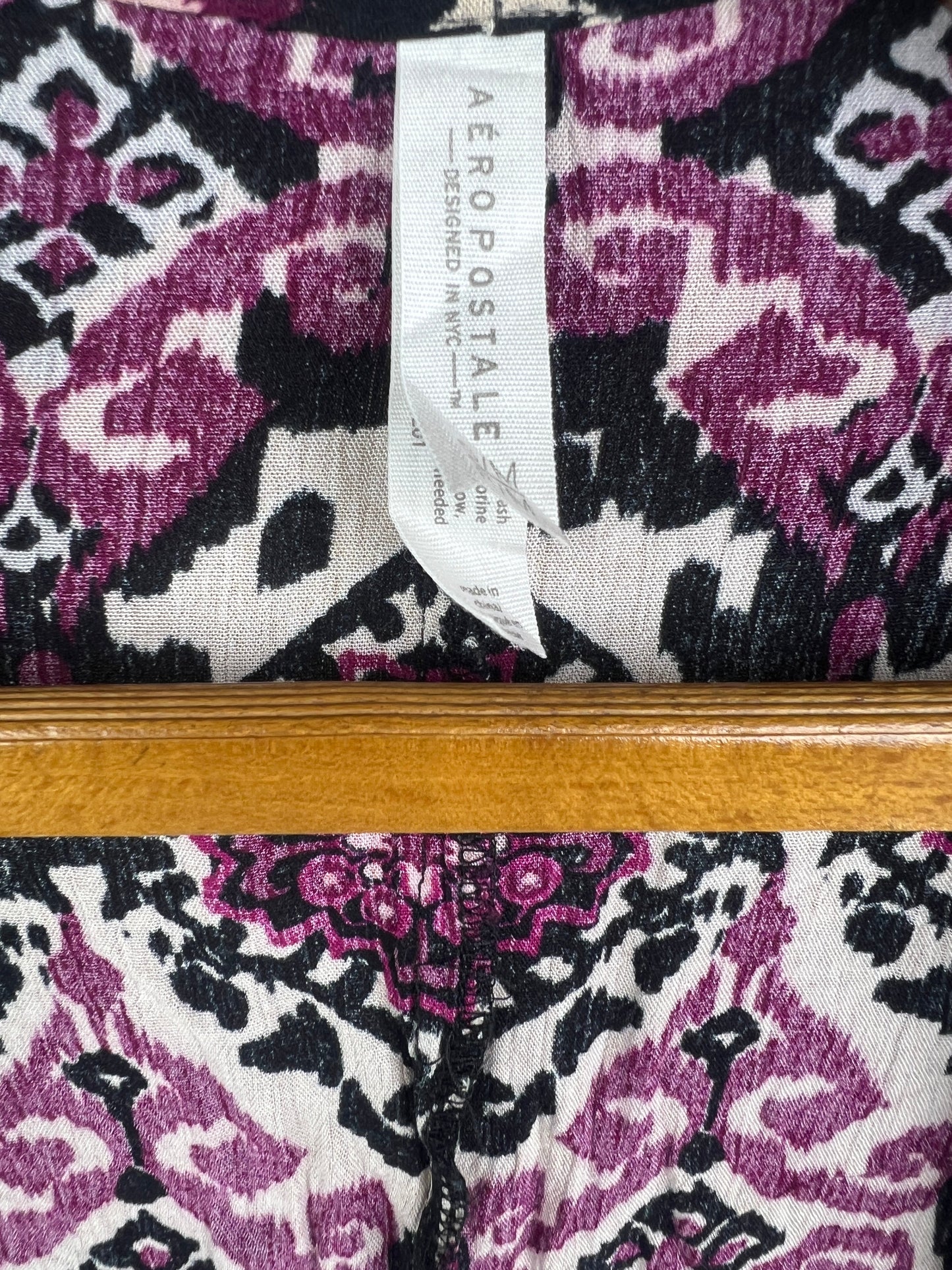 Aeropostale Cardigan (Women) (Medium-Large)