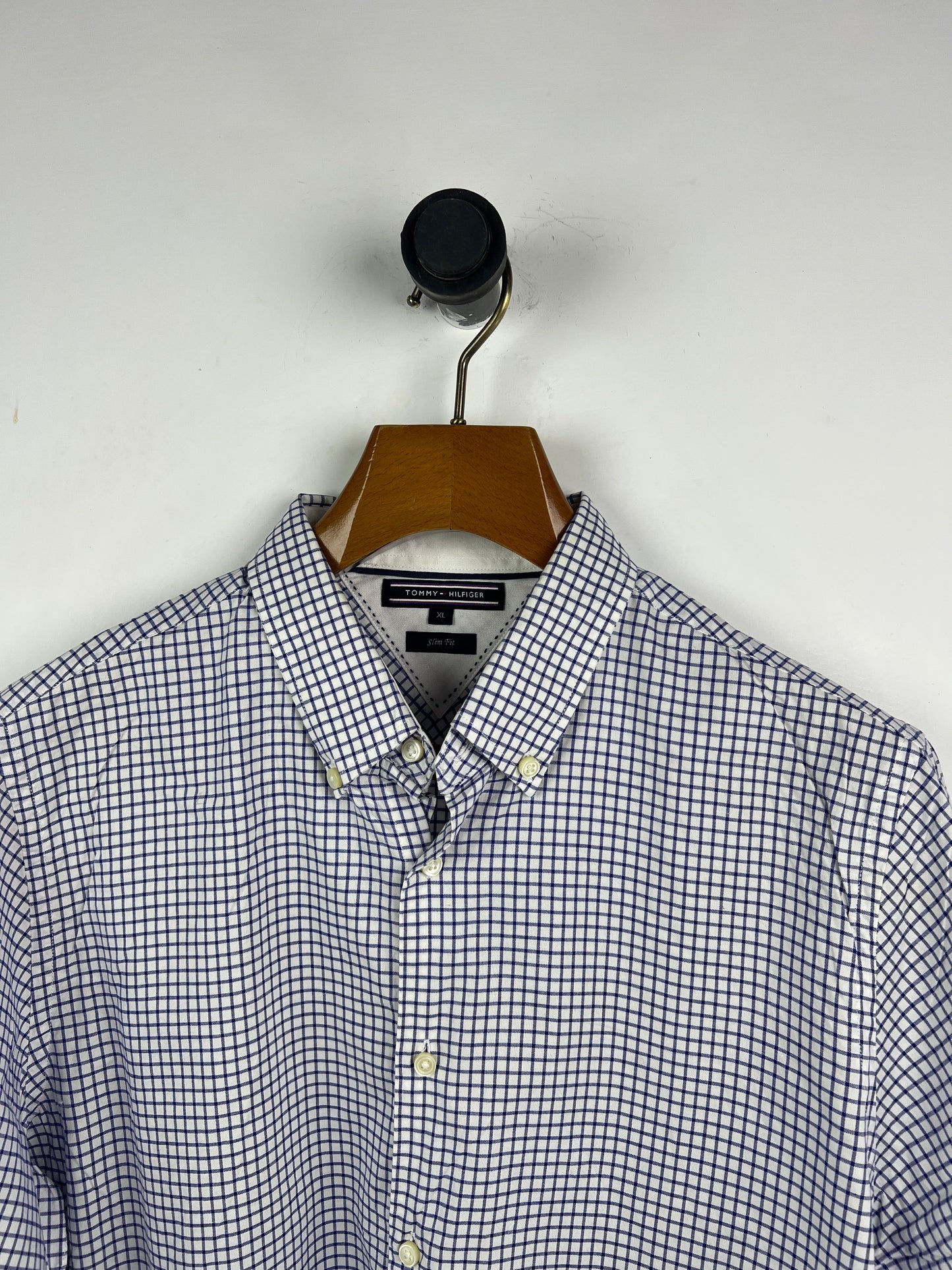 Tommy Hilfiger Shirt (Large)