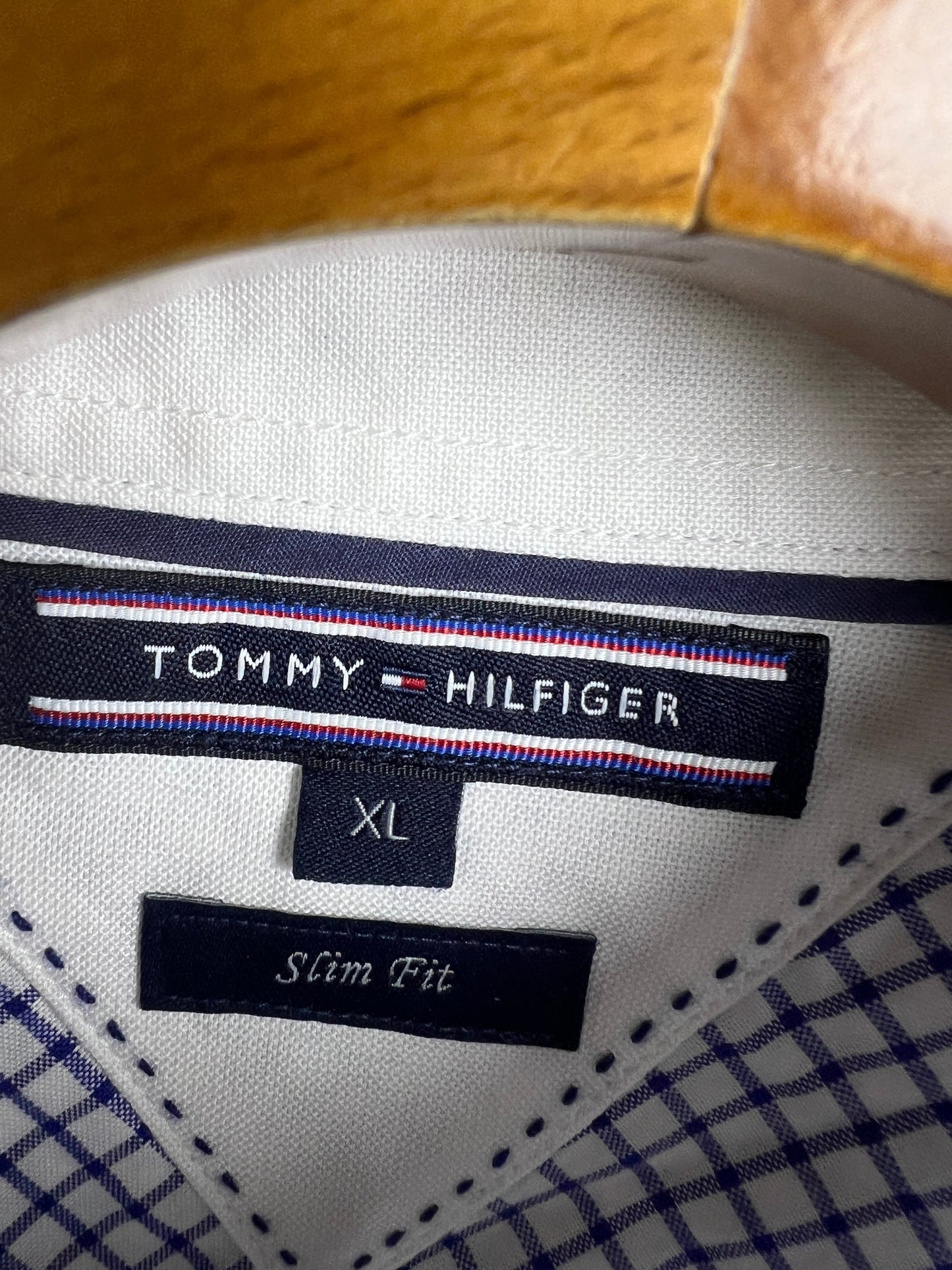 Tommy Hilfiger Shirt (Large)