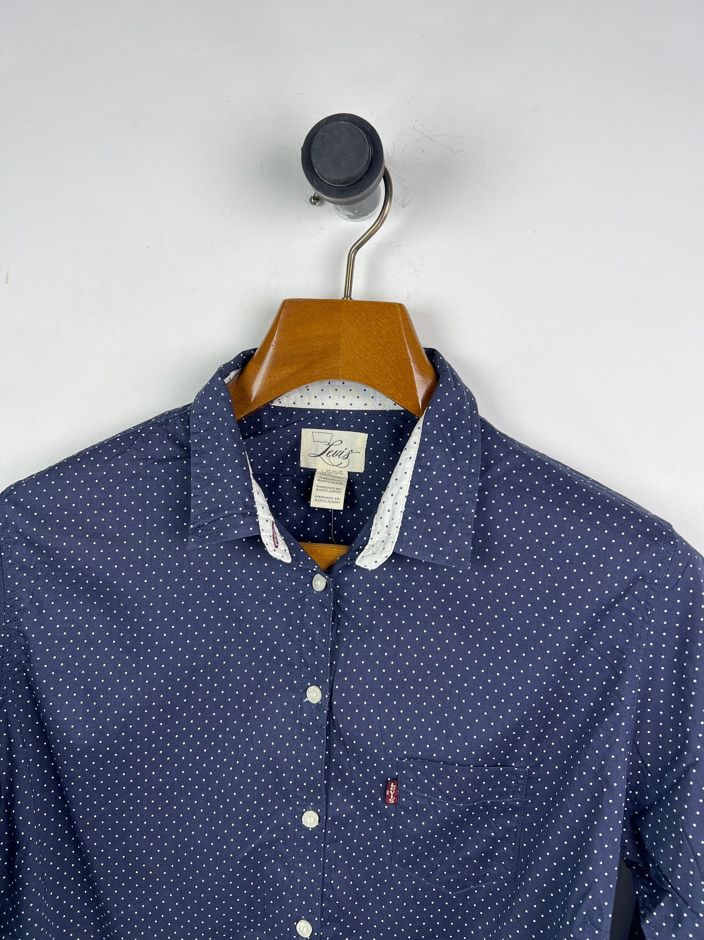 Levis Shirt (Small-Medium)