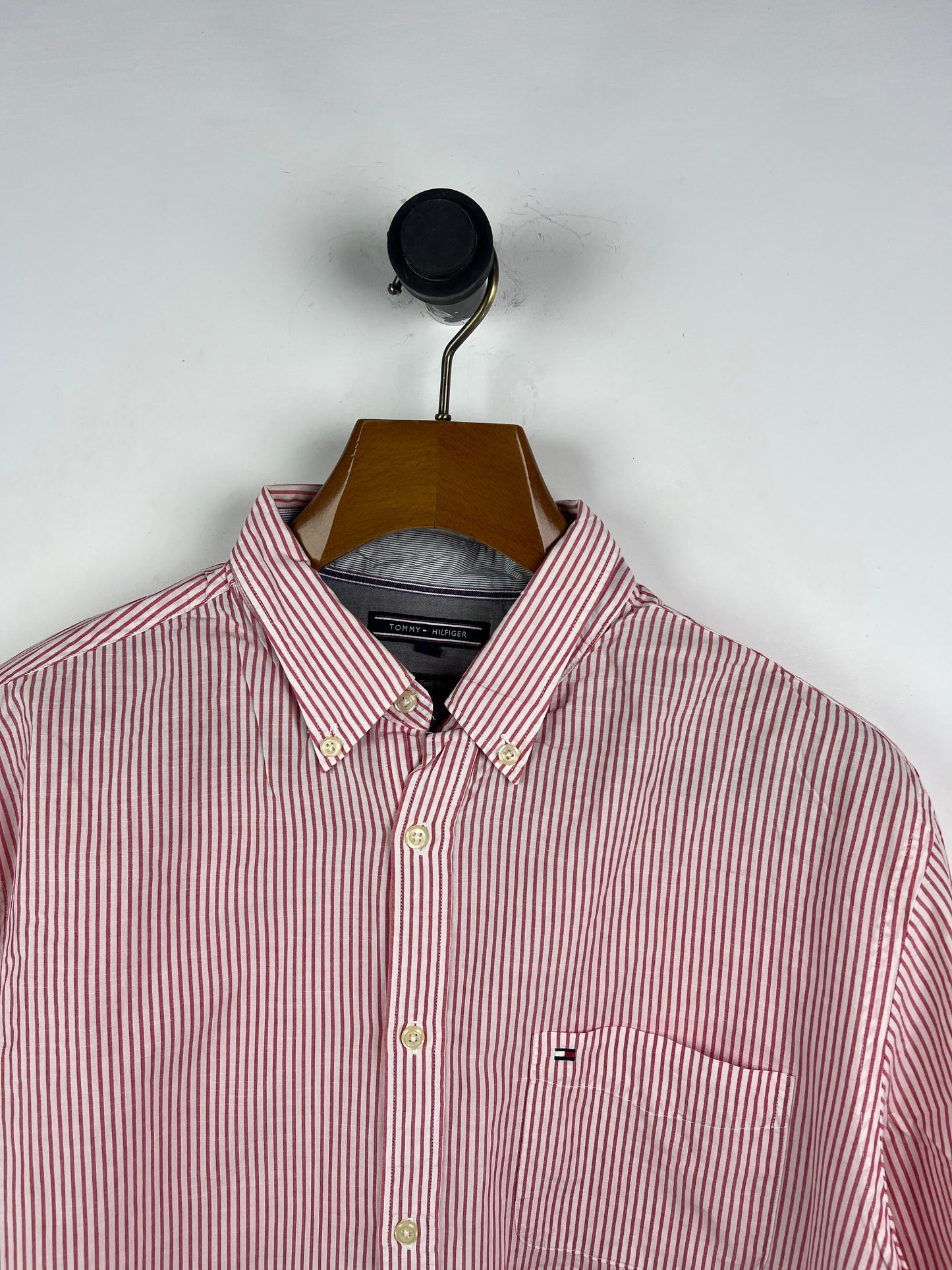 Tommy Hilfiger Shirt (Large)