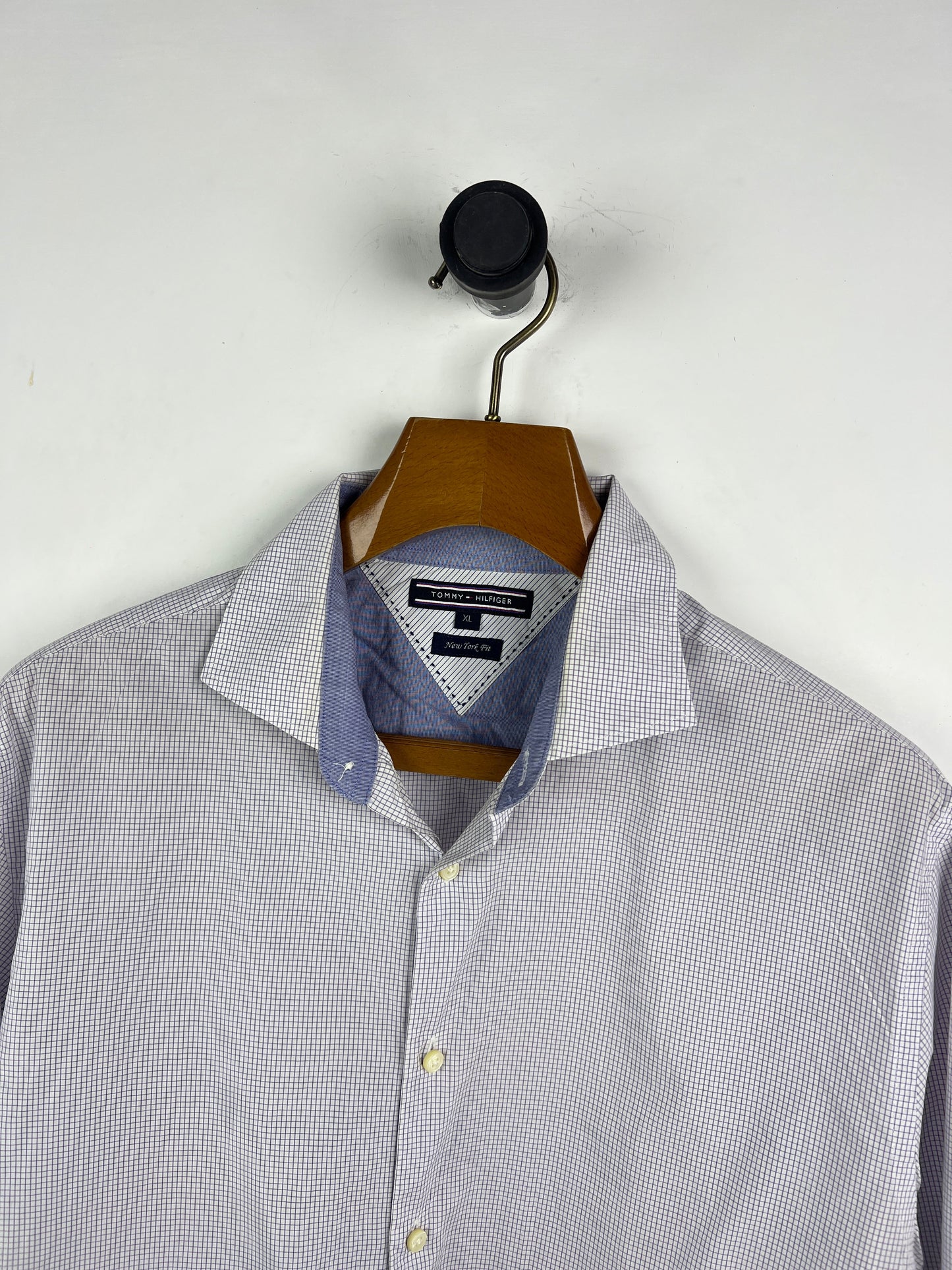 Tommy Hilfiger Shirt (Large)