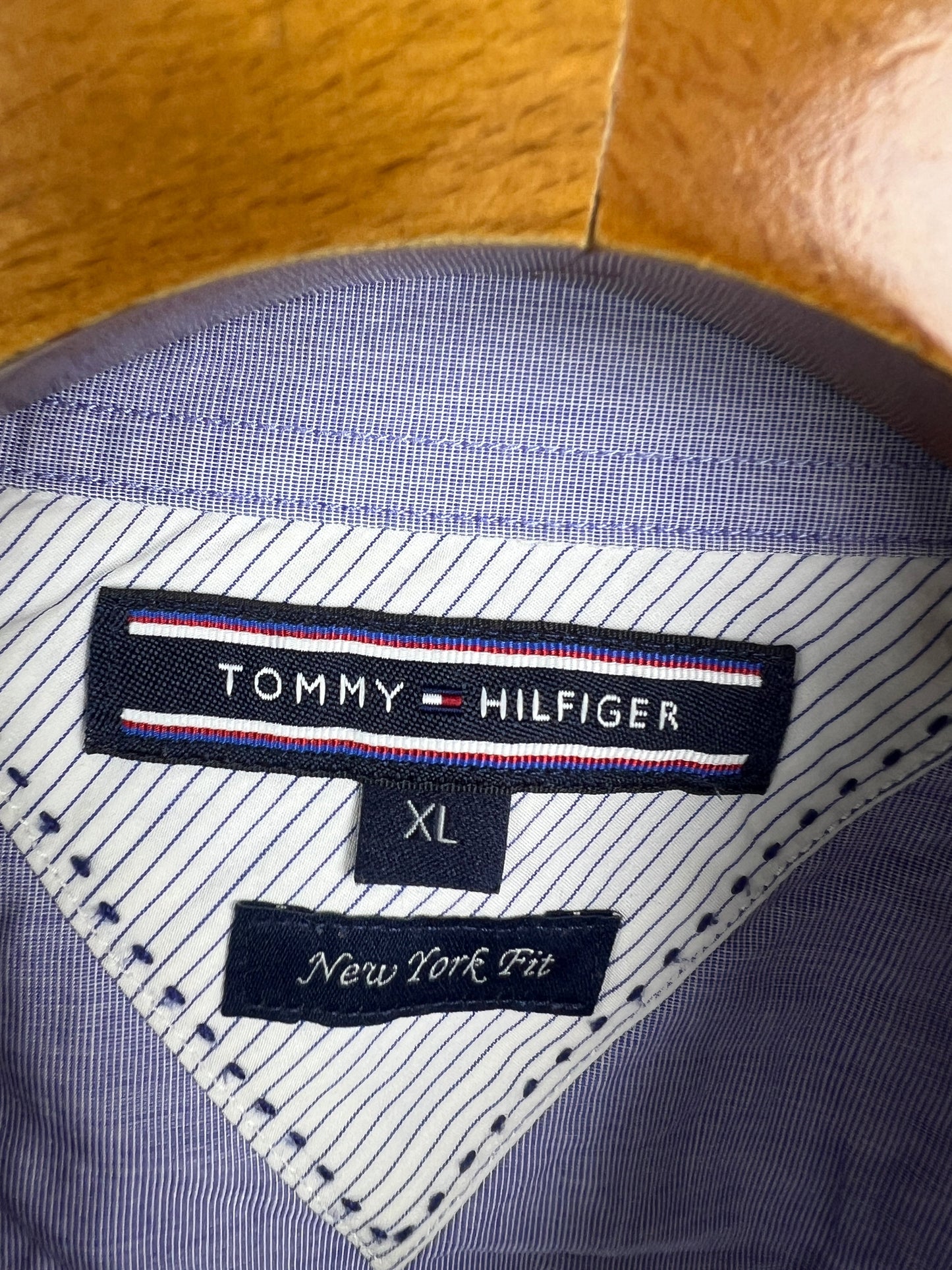 Tommy Hilfiger Shirt (Large)