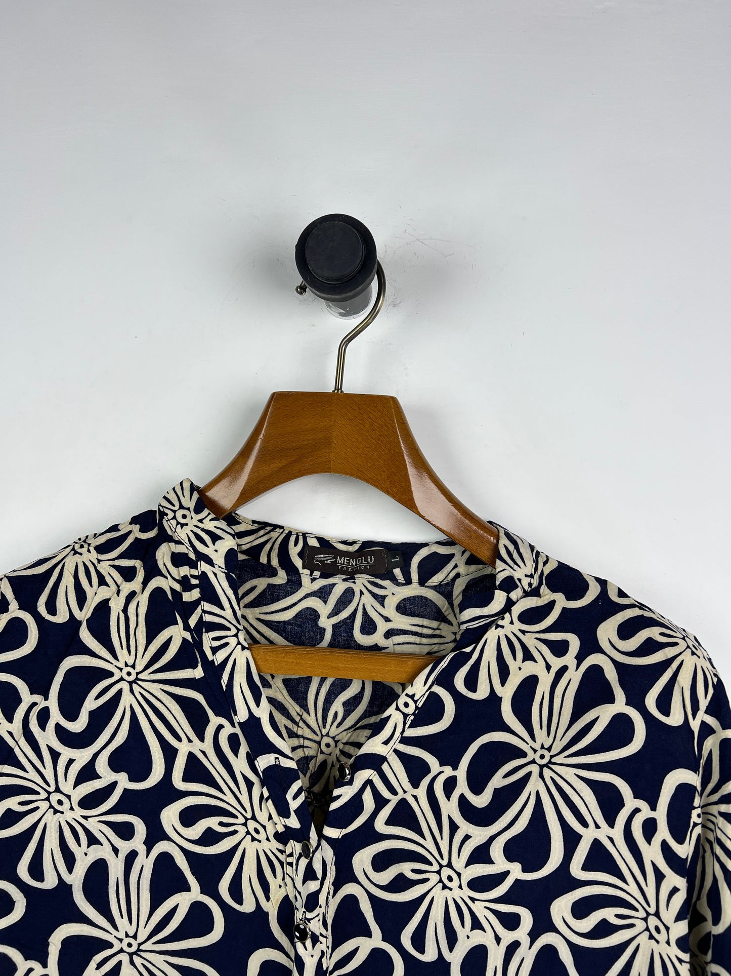 Menglu Blouse (Women) (Medium-Large)