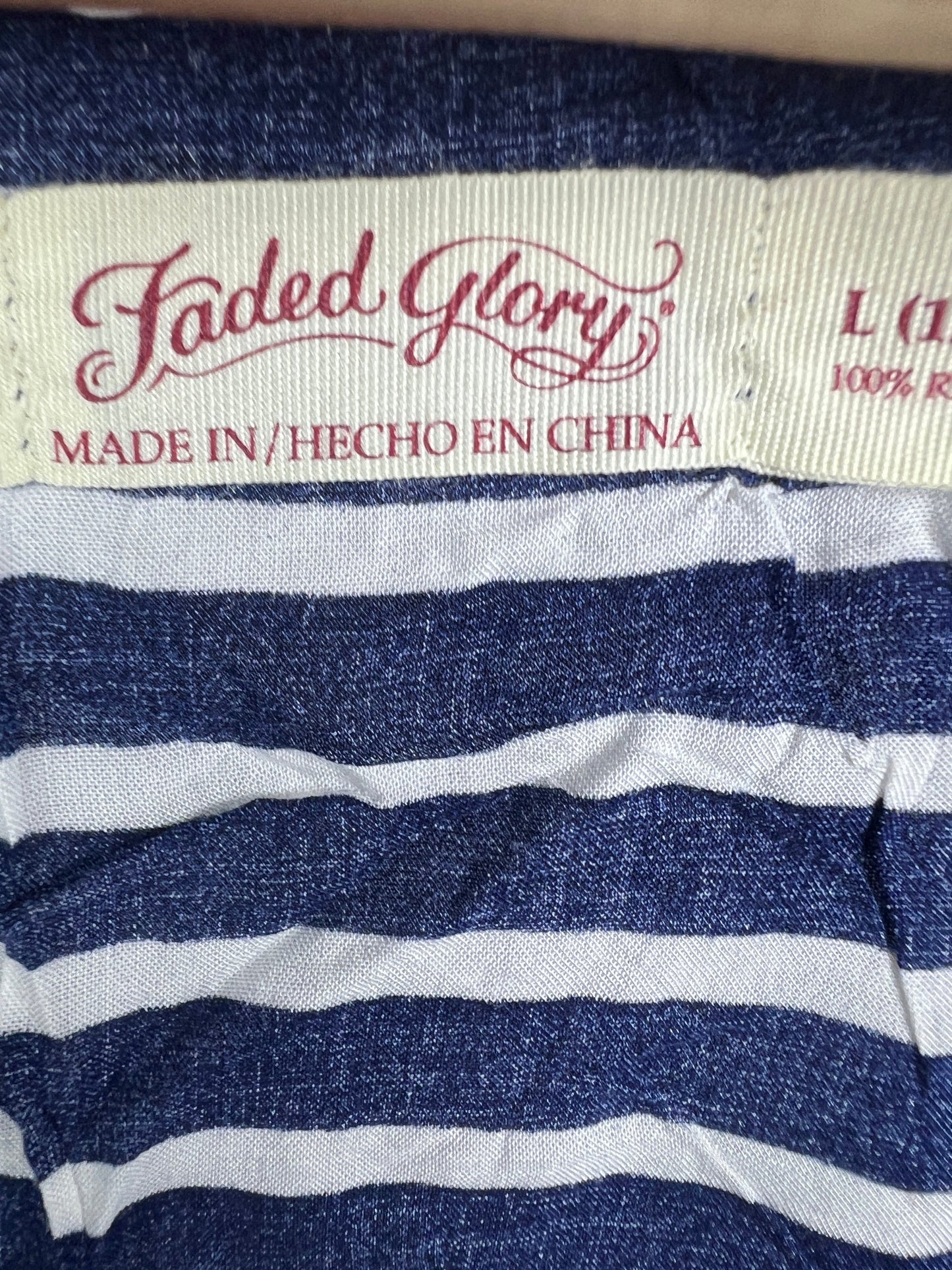 Faded Glory Blouse (Women) (Medium-Large)