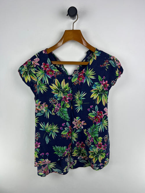 Blouse (Women) (Medium)