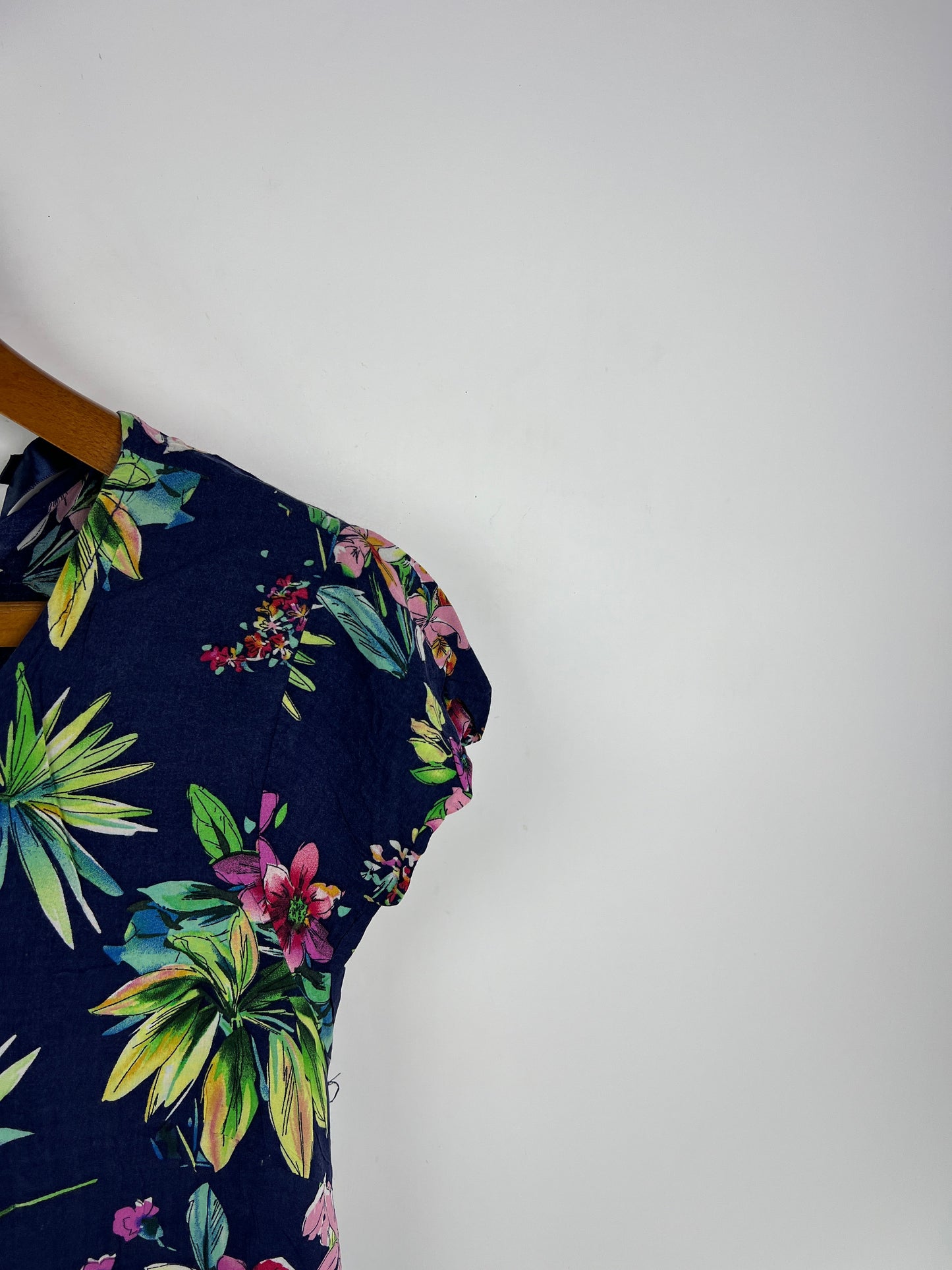 Blouse (Women) (Medium)