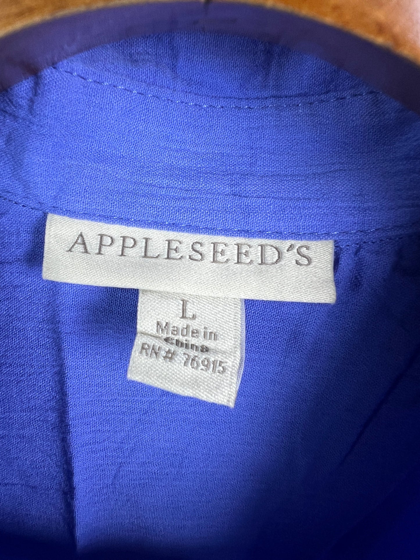 Appleseeds Blouse (Women) (Medium-Large)