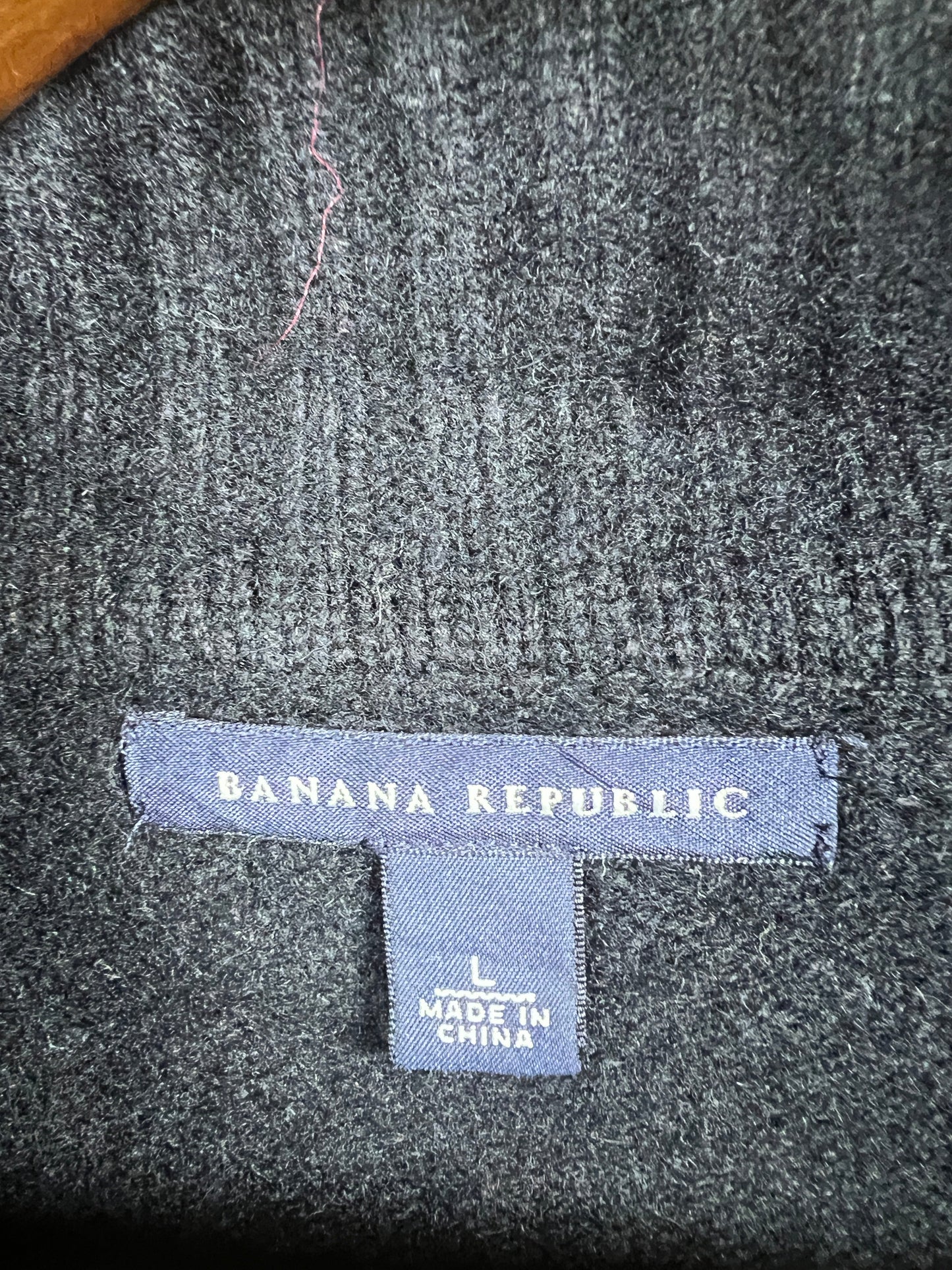Banana Republic Sweater (Women) (Medium-Large)