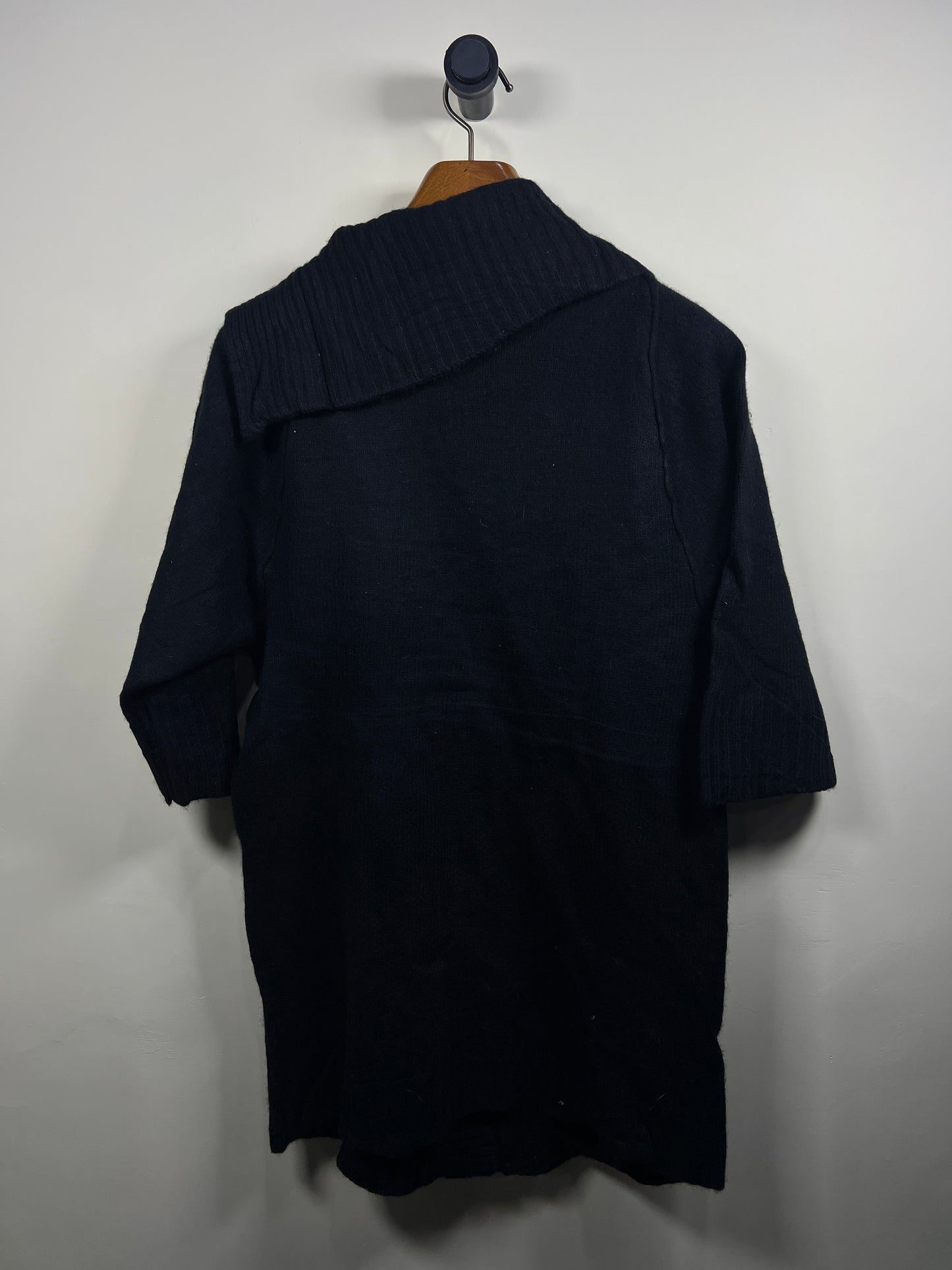 Banana Republic Sweater (Women) (Medium-Large)