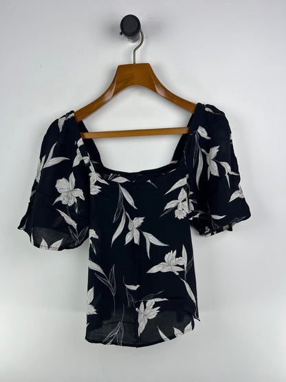 A New Day Blouse (Women) (Small-Medium)