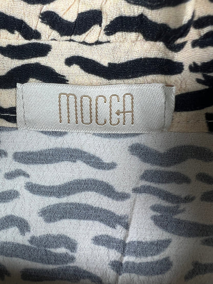 Mocca Blouse (Women) (Medium-Large)