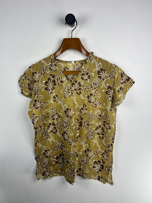 Blouse (Women) (Medium)