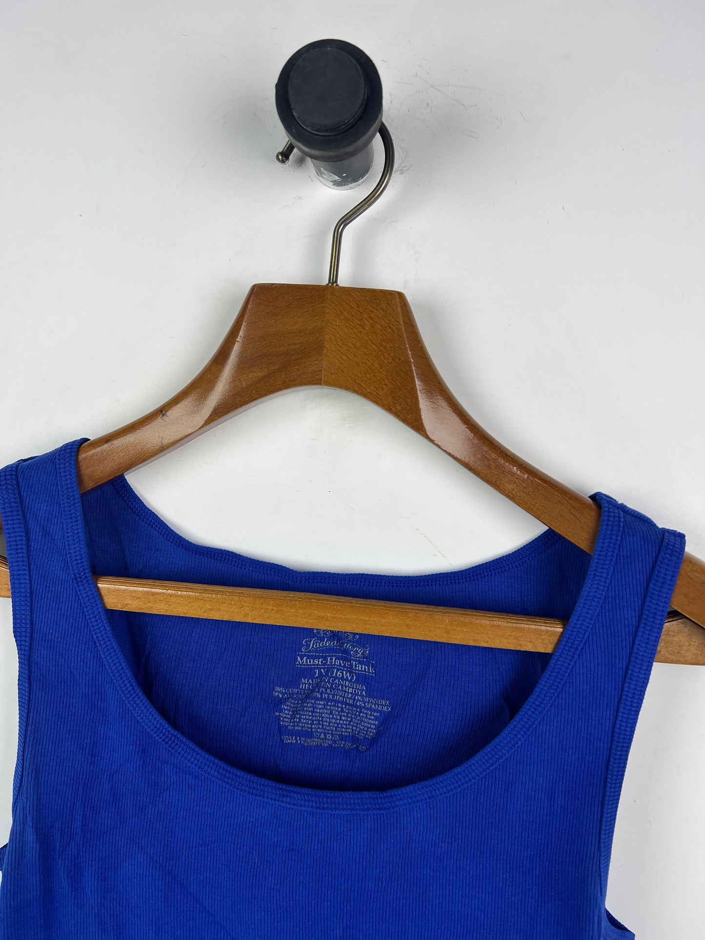 Faded Glory Tank Top (Women) (X-Small/Small)