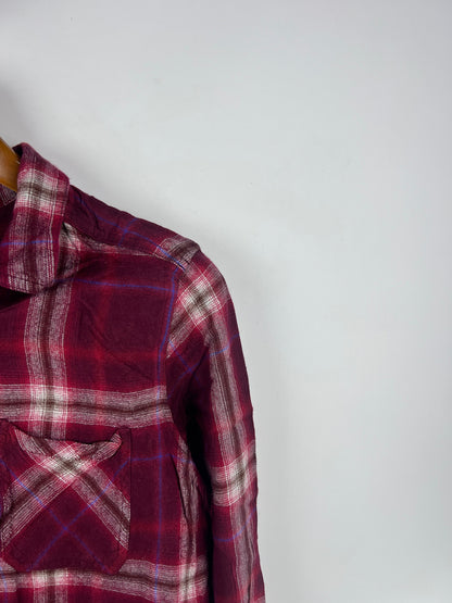 Mossimo Shirt (Women) (Small-Medium)