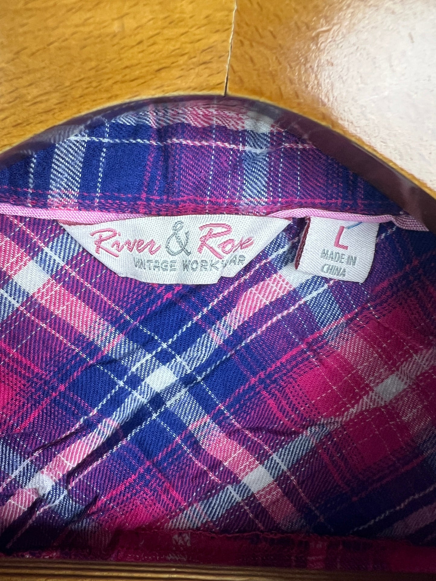 River Shirt (Women) (Small-Medium)
