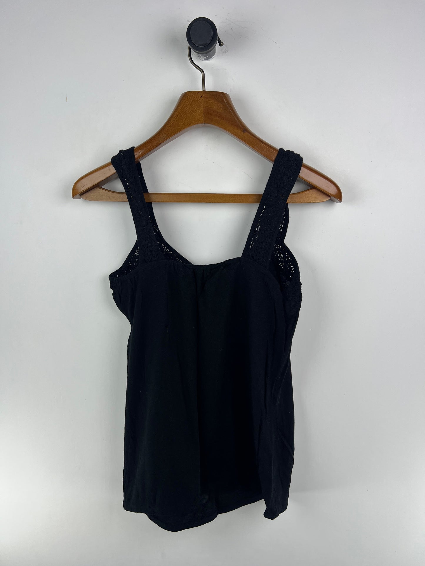 Old Navy Tank Top (Women) (Medium)