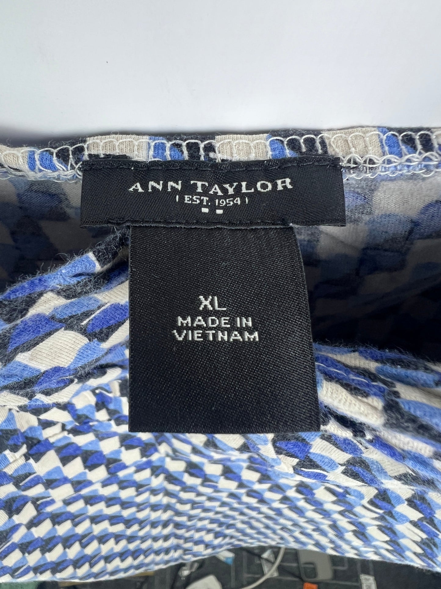 Ann Taylor Tank Top (Women) (Large/X-Large)