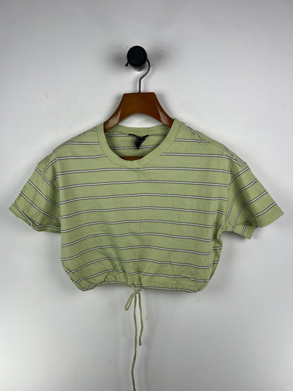 Forever 21 Crop T-Shirt (Women) (Small-Medium)