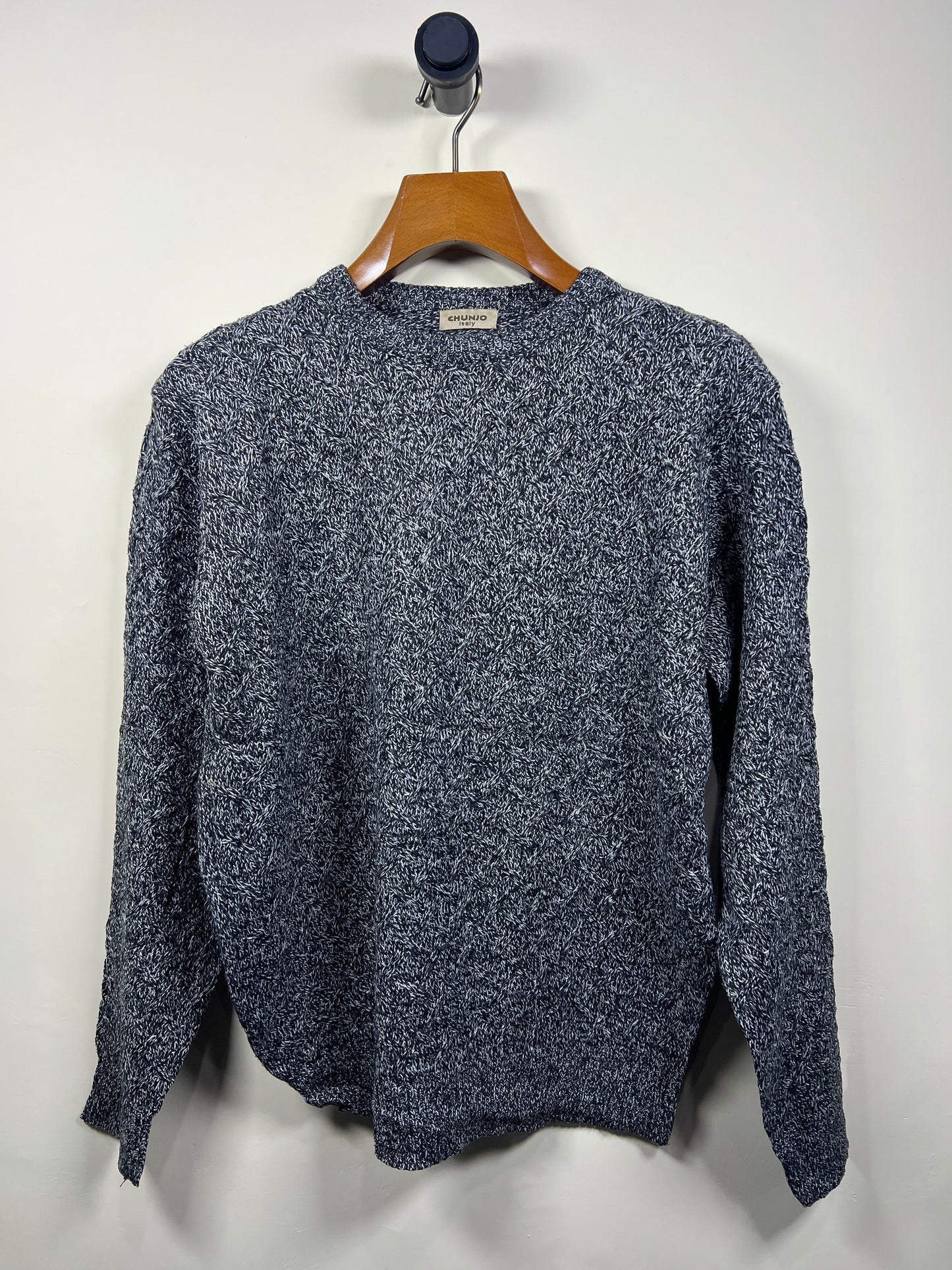 Chunjo Italy Knitted Sweater (Medium)
