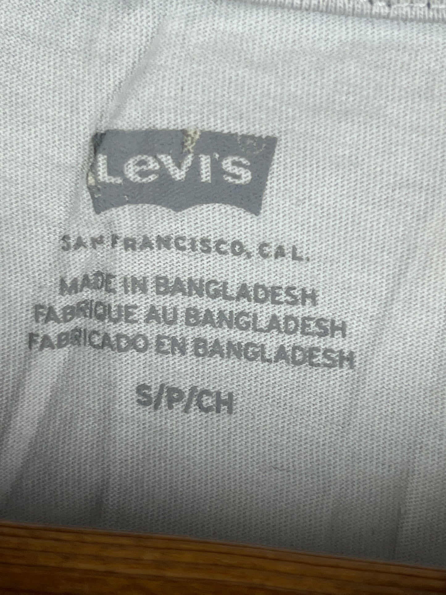 Levis T-Shirt (Women) (Small)