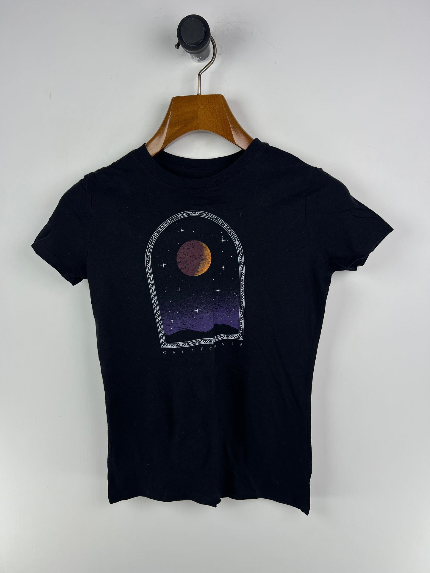 Aeropostale T-Shirt (Women) (X-Small/Small)