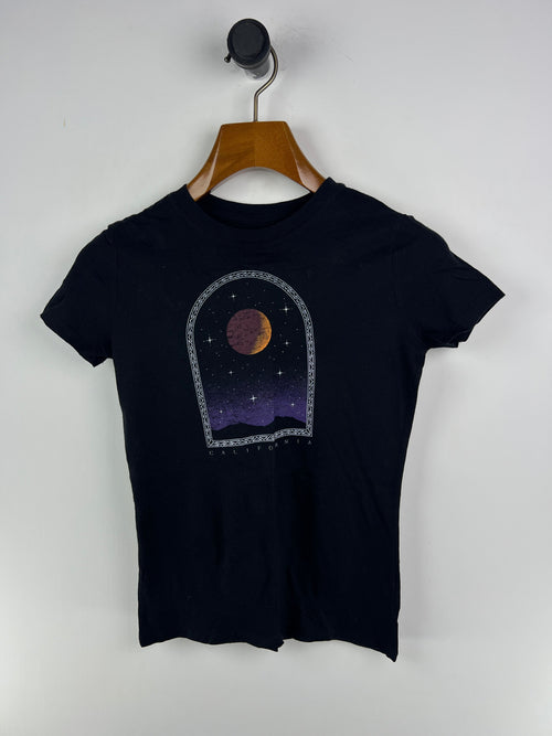 Aeropostale T-Shirt (Women) (X-Small/Small)