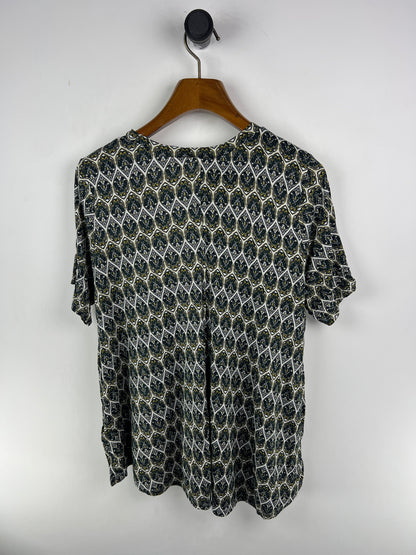 H&M T-Shirt (Women) (Large)
