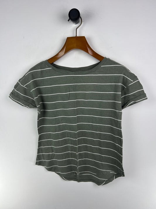 Maurices T-Shirt (Women) (Small)
