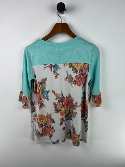 Veveret Blouse (Women) (Medium-Large)